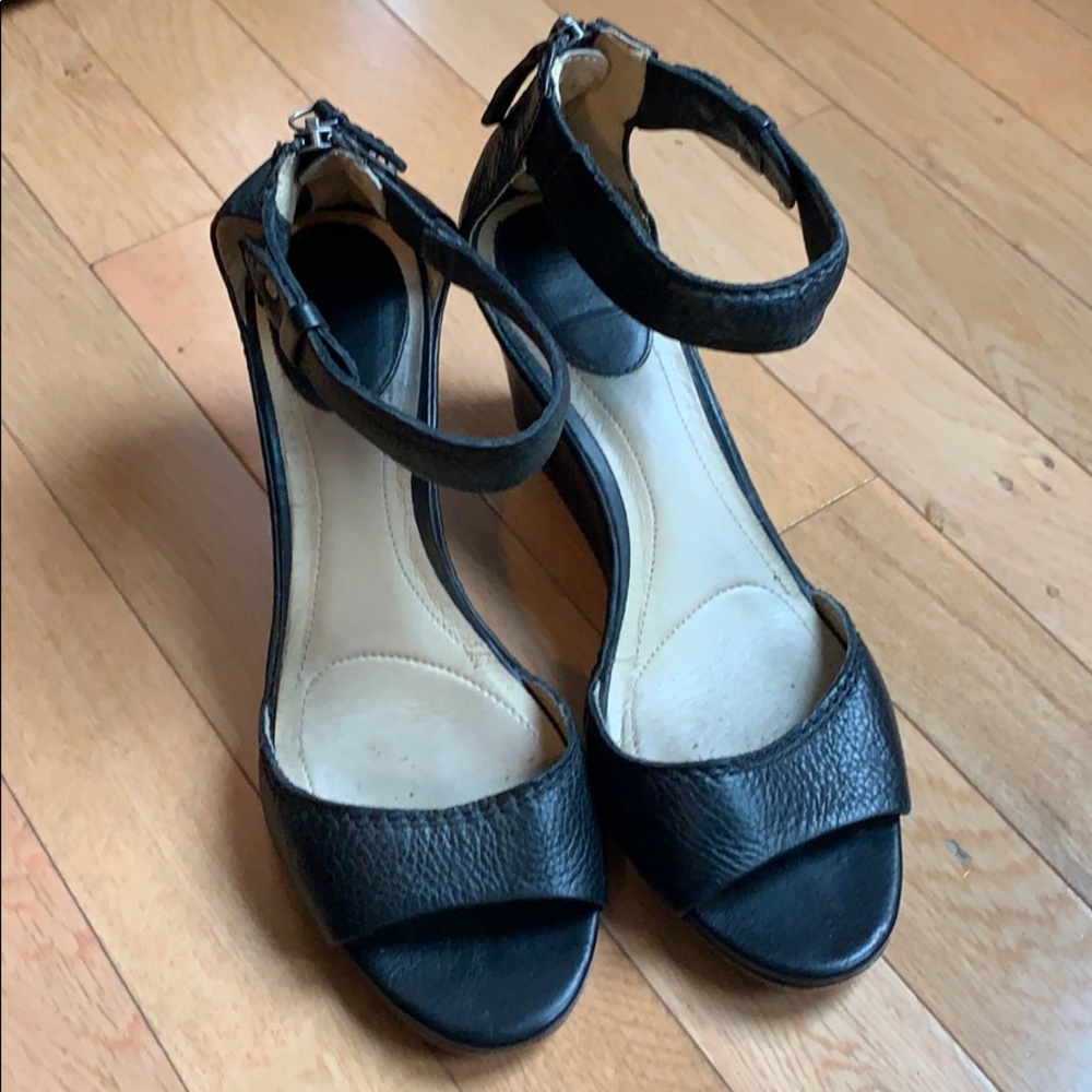 Frye Leather Sandals